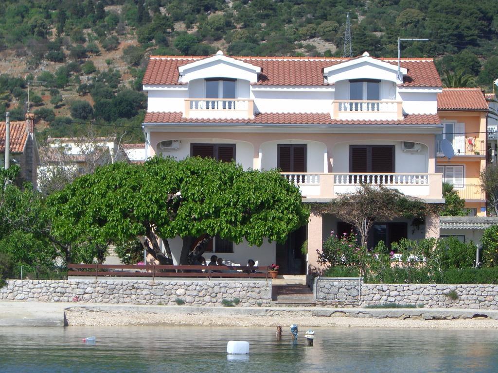 Apartment One Banjol Kültér fotó
