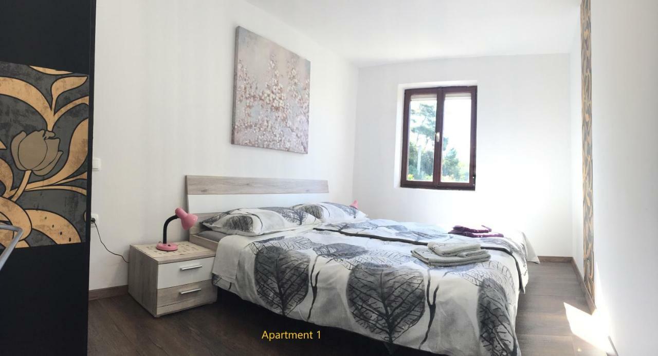 Apartment One Banjol Kültér fotó